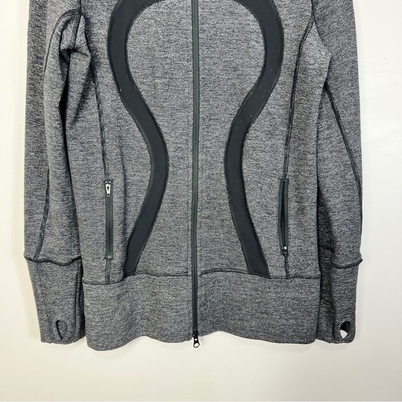 Lululemon In Stride Jacket Black / Wee Stripe Black Heathered Black women 8 - Picture 6 of 15